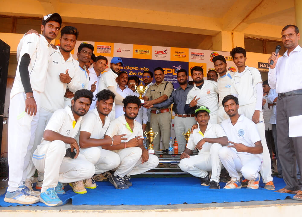 KURNOOL SENIOR WINNER - ARTS AND SCIENCE COLLEGE ADONI